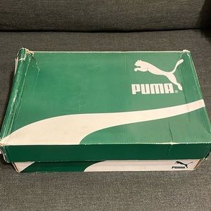 Men’s puma low top Ralph Sampson edition sneakers.